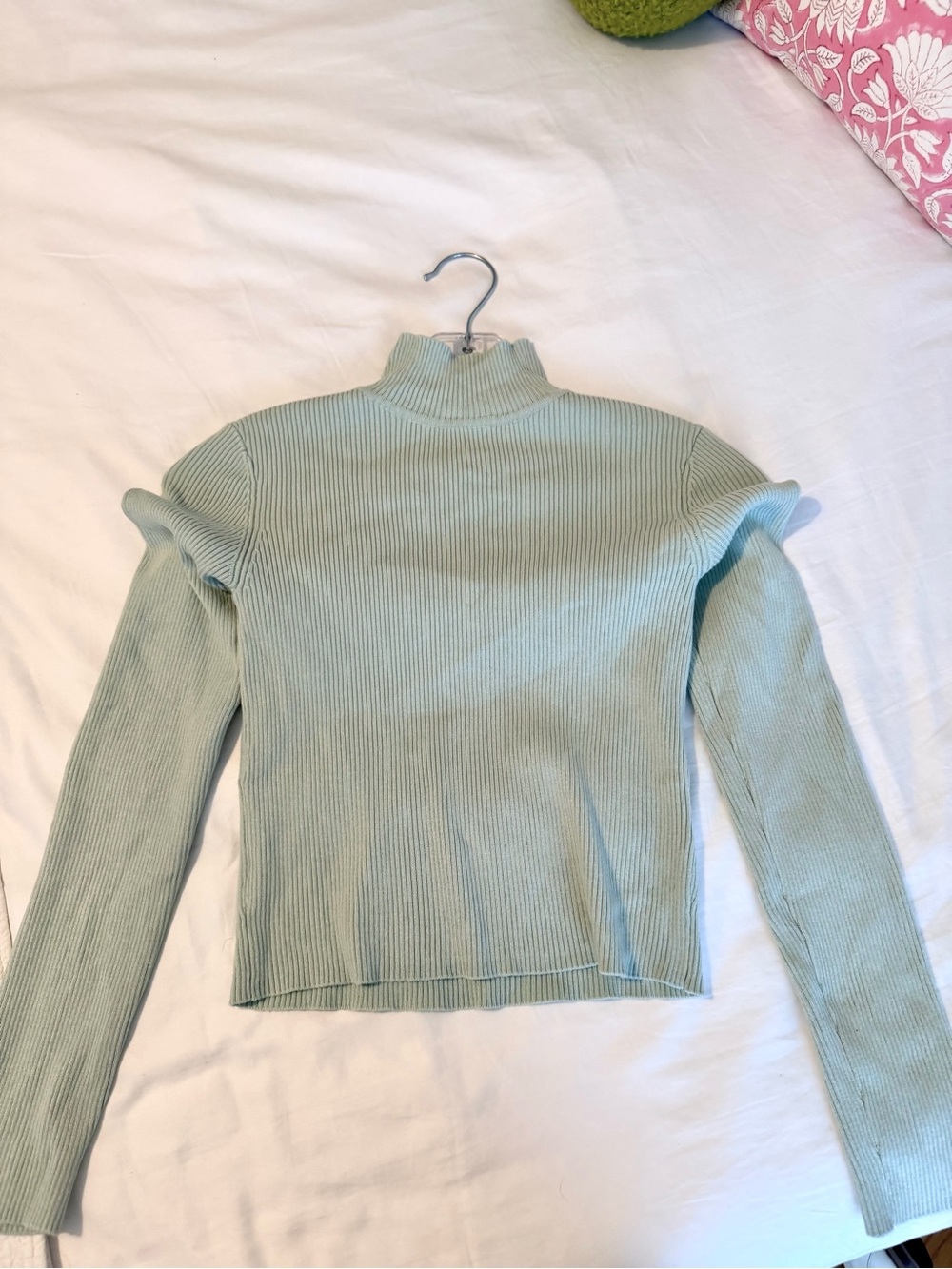 H&M Ribbed Mock Neck Top in Sage Green / Teal